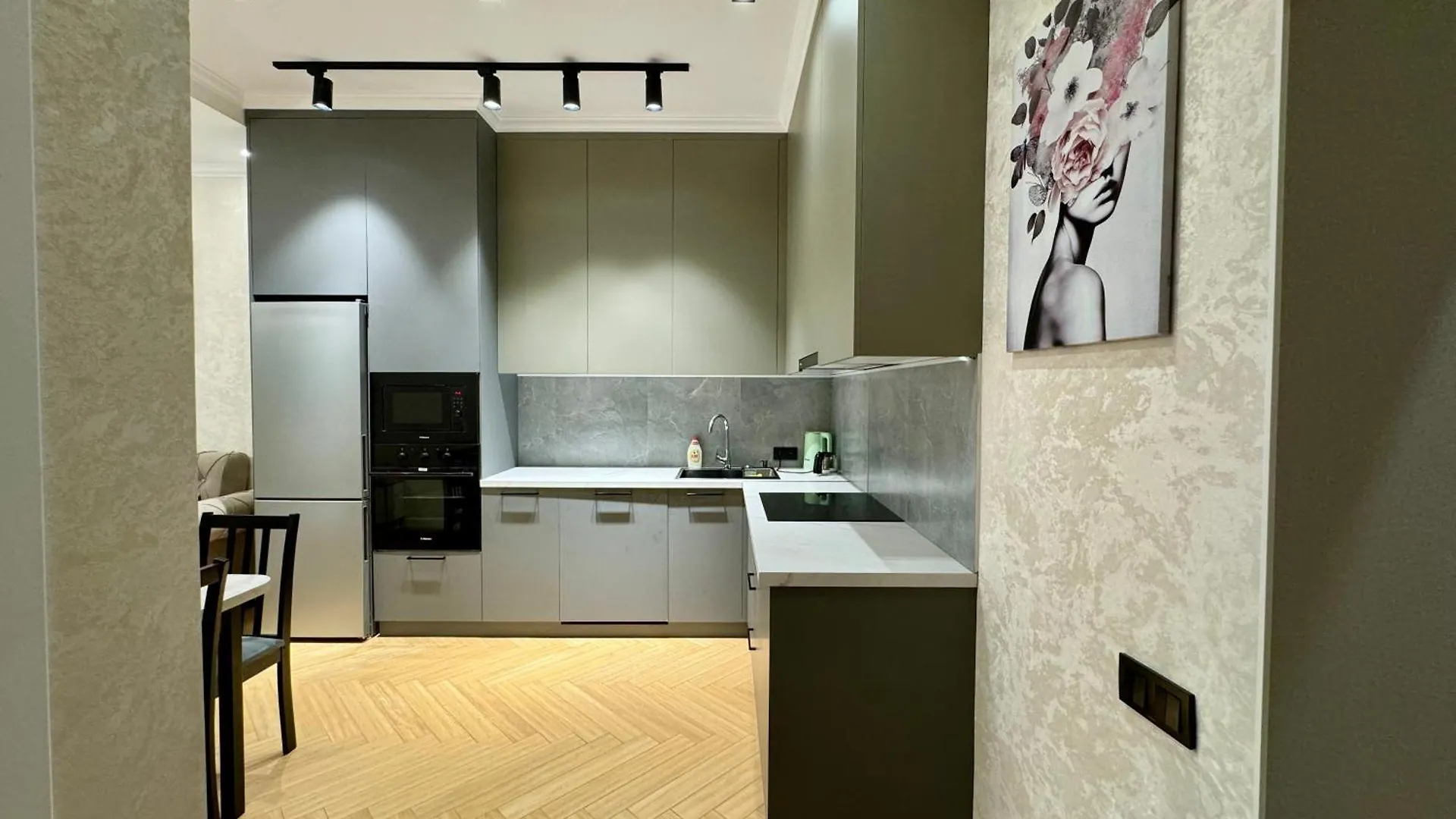 Comfort City Residental Complex Business Class Apartment Almaty